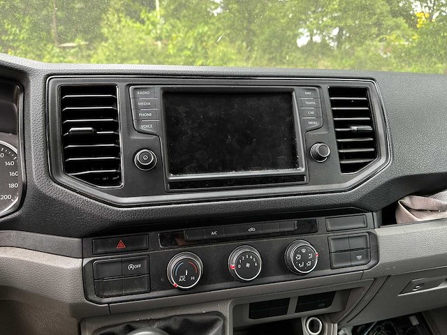Volkswagen crafter 35 2.0 tdi l4 el highline 177pk 2018, v-106-nz bedrijfswagen - afbeelding 9 van  21
