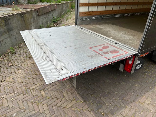 Volkswagen crafter 35 2.0 tdi l4 el highline 177pk 2018, v-106-nz bedrijfswagen - afbeelding 20 van  21