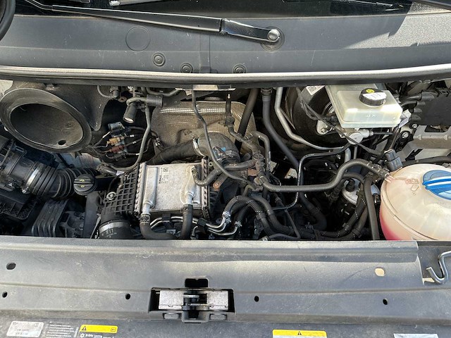 Volkswagen crafter 35 2.0 tdi l4h3 102pk 2020 (origineel-nl) 3-persoons, vgs-74-z - afbeelding 24 van  31