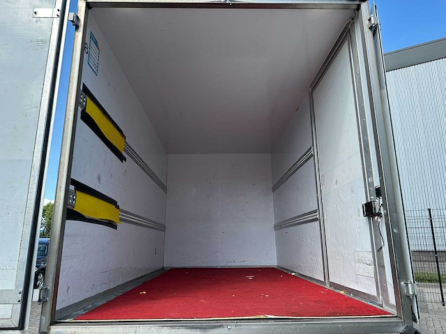 Volkswagen crafter 35 2.0 tdi l4h3 102pk 2020 (origineel-nl) 3-persoons, vgs-74-z - afbeelding 12 van  35