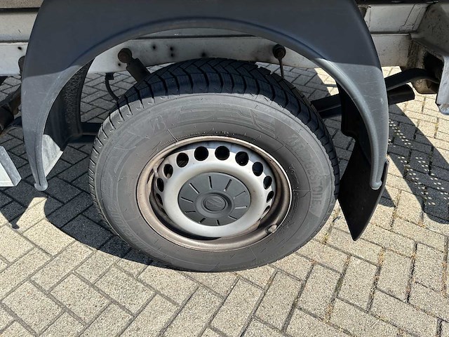 Volkswagen crafter 35 2.0 tdi l4h3 102pk 2020 (origineel-nl) 3-persoons, vgs-74-z - afbeelding 33 van  35