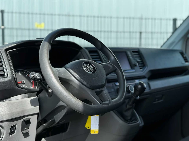 Volkswagen crafter 35 2.0 tdi l4h3 102pk 2020 (origineel-nl) 3-persoons, vgs-74-z - afbeelding 2 van  42