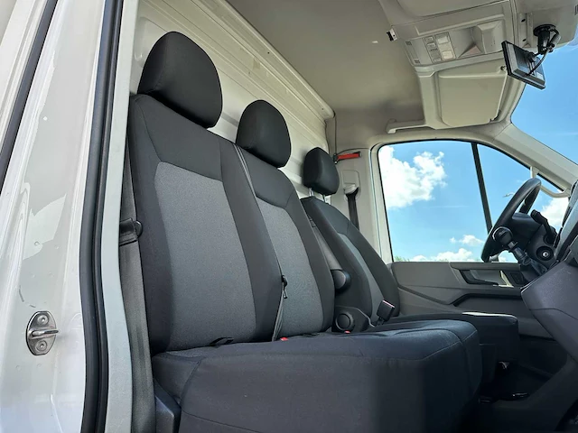Volkswagen crafter 35 2.0 tdi l4h3 102pk 2020 (origineel-nl) 3-persoons, vgs-74-z - afbeelding 19 van  42