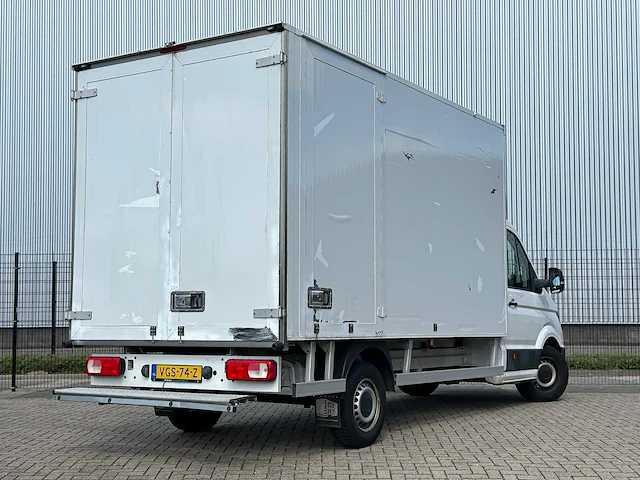 Volkswagen crafter 35 2.0 tdi l4h3 102pk 2020 (origineel-nl) 3-persoons, vgs-74-z - afbeelding 39 van  42