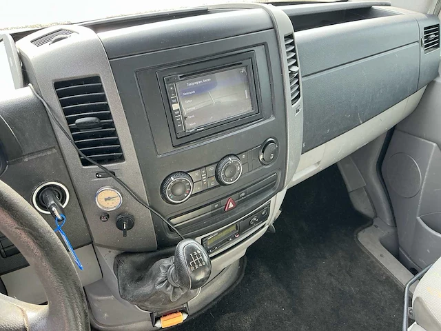 Volkswagen crafter 35 2.5 tdi l2 be combi bedrijfswagen - afbeelding 4 van  30