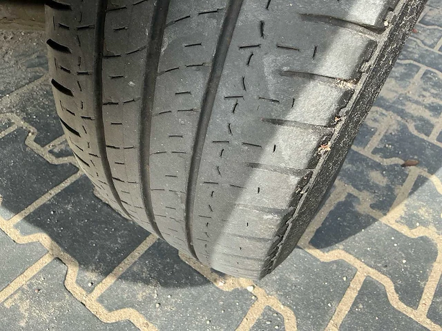 Volkswagen crafter 35 2.5 tdi l2 be combi bedrijfswagen - afbeelding 18 van  30