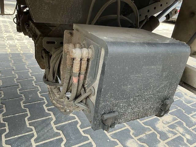 Volkswagen crafter 35 2.5 tdi l2 be combi bedrijfswagen - afbeelding 9 van  30