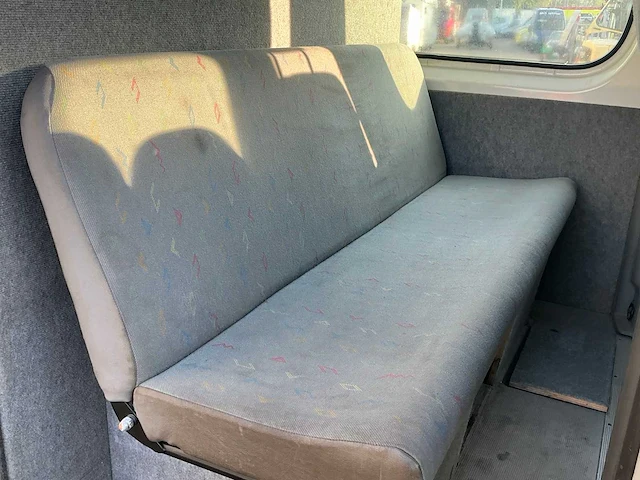 Volkswagen crafter 35 2.5 tdi l2h1 dc - van - afbeelding 22 van  22