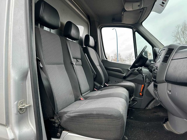 Volkswagen crafter 46 2.0 tdi bakwagen 163pk 2012, 6-vzn-60 bedrijfswagen - afbeelding 18 van  35