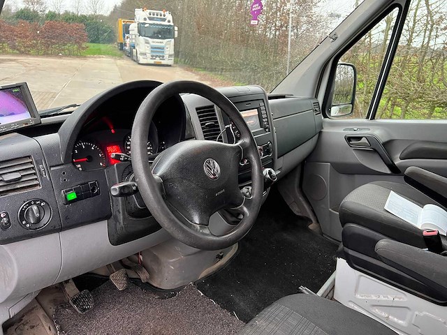 Volkswagen crafter 46 2.0 tdi l2h1, vh-856-p - afbeelding 12 van  14