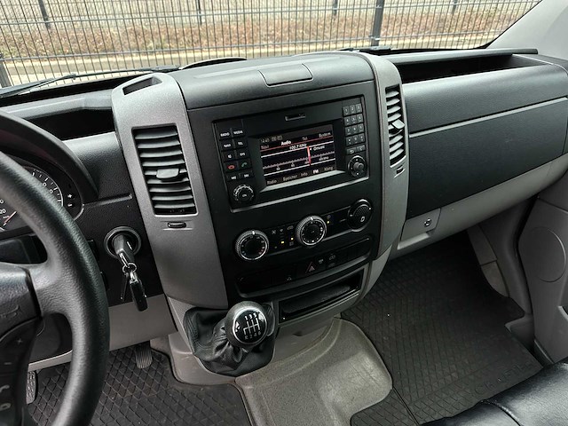 Volkswagen crafter 50 2.0 tdi l2h1 bm 150pk 2016, vz-045-r - afbeelding 10 van  39