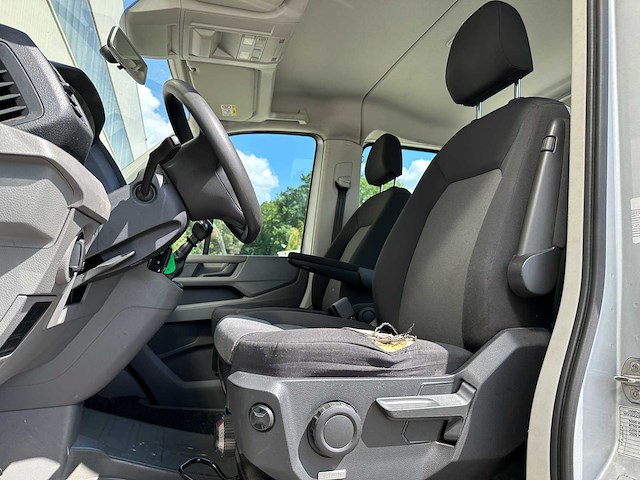 Volkswagen crafter 50 2.0 tdi l4 dldc highline dubbelcabine 177pk 2019 (origineel-nl) automaat, v-120-vl - afbeelding 57 van  75