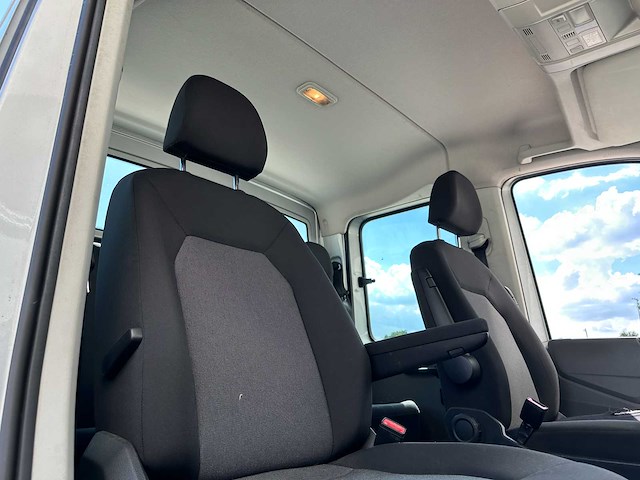 Volkswagen crafter 50 2.0 tdi l4 dldc highline dubbelcabine 177pk 2019 (origineel-nl) automaat, v-120-vl - afbeelding 63 van  75