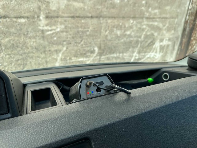 Volkswagen crafter 50 2.0 tdi l4 dldc highline dubbelcabine 177pk 2019 (origineel-nl) automaat, v-120-vl - afbeelding 56 van  80