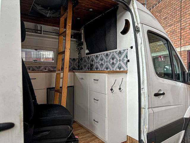 Volkswagen crafter camper 134pk 2011 (origineel-nl), h-493-hn - afbeelding 12 van  26