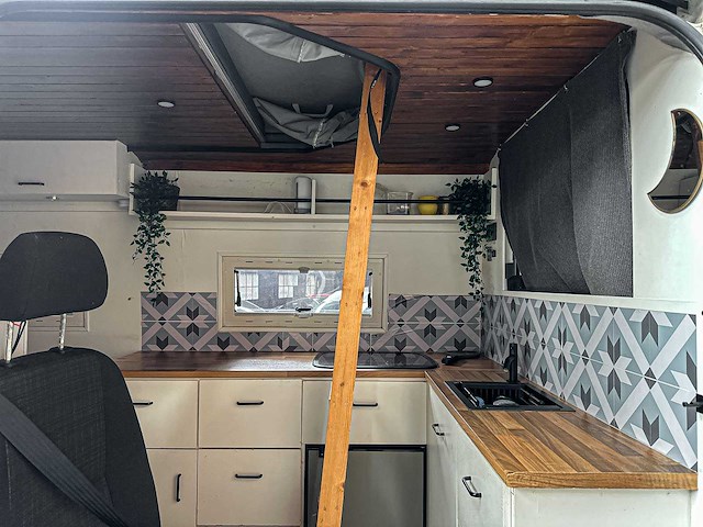 Volkswagen crafter camper 134pk 2011 (origineel-nl), h-493-hn - afbeelding 16 van  19