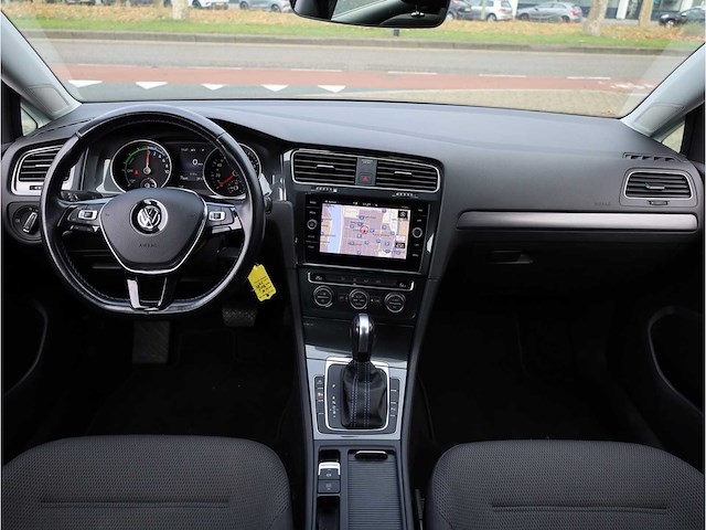 Volkswagen e-golf e-dition 100kw automaat 2020 - afbeelding 14 van  32