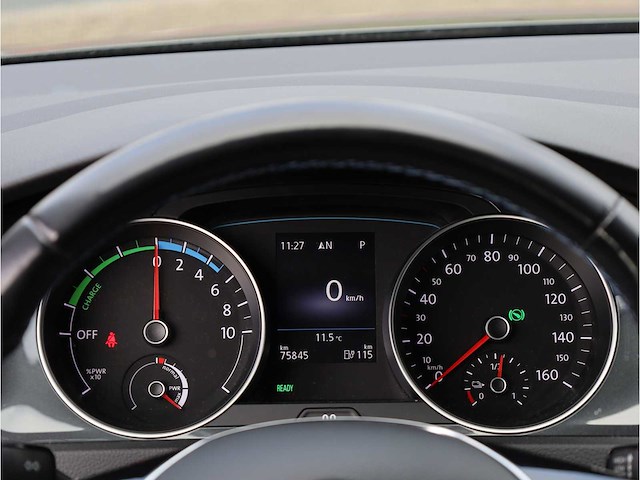 Volkswagen e-golf e-dition 100kw automaat 2020 - afbeelding 17 van  32