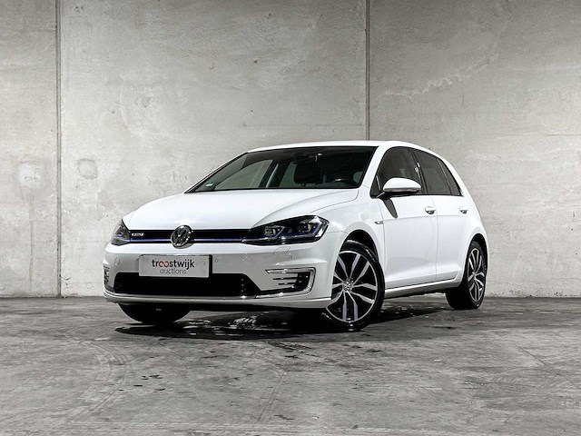 Volkswagen e-golf e-dition 136pk 2020, k-596-hs - afbeelding 1 van  42