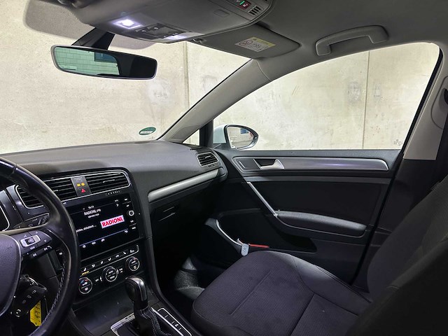 Volkswagen e-golf e-dition 136pk 2020, k-596-hs - afbeelding 14 van  42