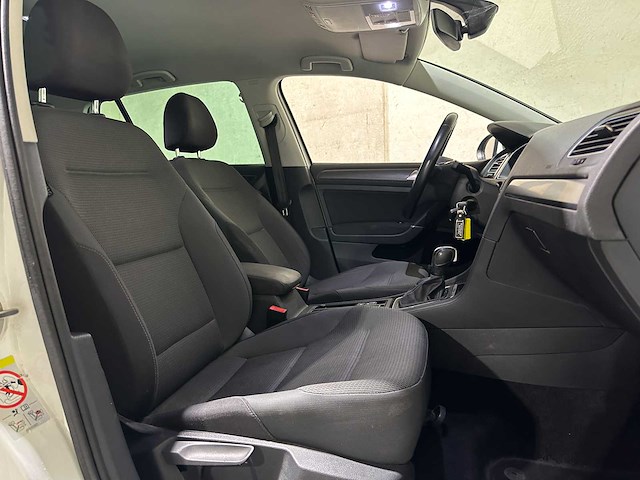 Volkswagen e-golf e-dition 136pk 2020, k-596-hs - afbeelding 35 van  42