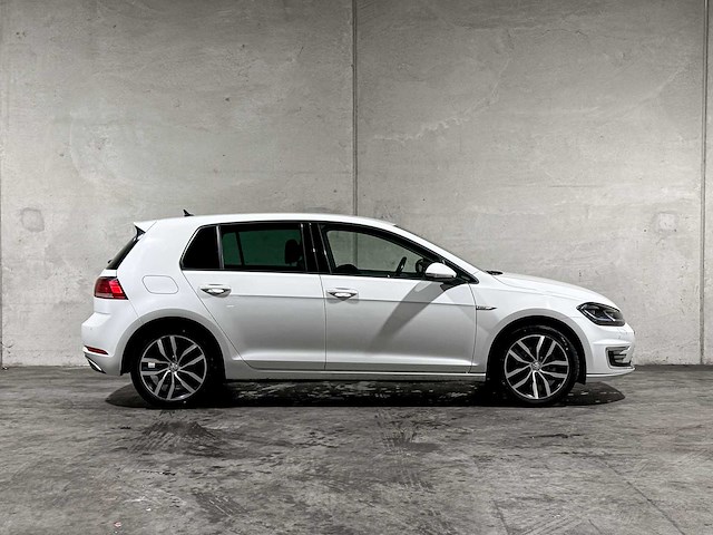 Volkswagen e-golf e-dition 136pk 2020, k-596-hs - afbeelding 42 van  42