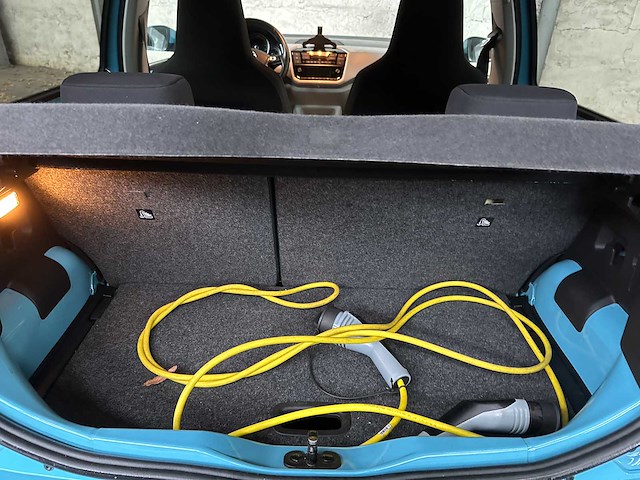 Volkswagen e-up! 60kw 82pk 2018, k-672-pk - afbeelding 29 van  43