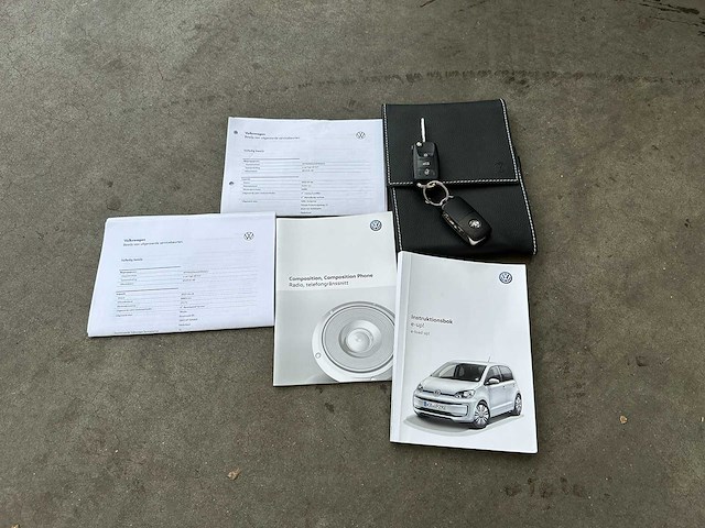 Volkswagen e-up! 60kw 82pk 2018, k-672-pk - afbeelding 38 van  43
