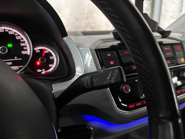 Volkswagen e-up! 60kw 82pk 2018, k-672-pk - afbeelding 17 van  43