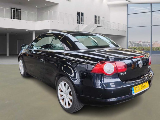 Volkswagen eos 2.0-16v fsi; 08-jgh-7 - afbeelding 10 van  15