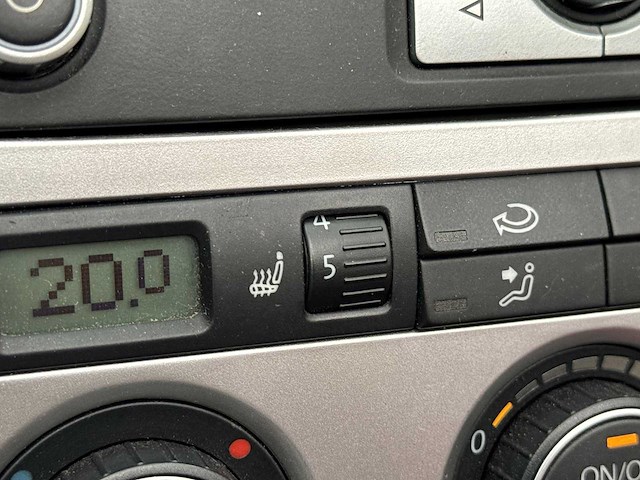 Volkswagen eos 2.0-16v fsi 2006 | 82-zb-sj i - afbeelding 8 van  26