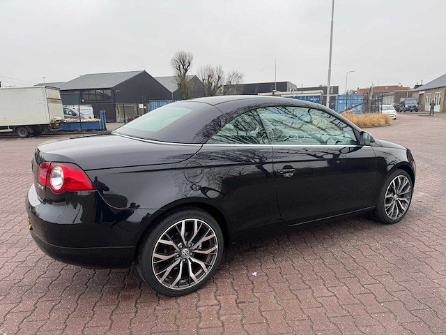 Volkswagen eos 2.0-16v fsi pano s edition 56-tp-sb - afbeelding 9 van  37