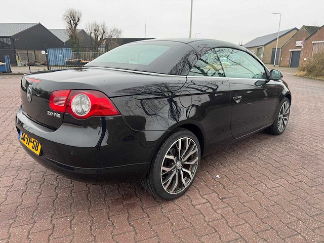 Volkswagen eos 2.0-16v fsi pano s edition 56-tp-sb - afbeelding 14 van  32