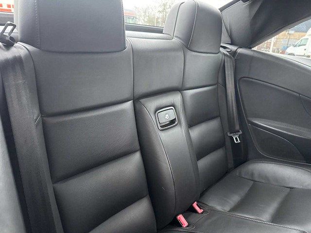 Volkswagen eos 2.0-16v fsi pano s edition 56-tp-sb - afbeelding 19 van  32