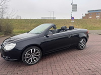 Volkswagen eos 2.0-16v fsi pano s edition 56-tp-sb - afbeelding 25 van  32