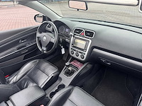 Volkswagen eos 2.0-16v fsi pano s edition 56-tp-sb - afbeelding 29 van  32