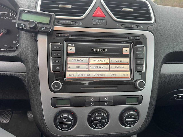 Volkswagen eos 2.0-16v fsi pano s edition 56-tp-sb - afbeelding 3 van  16