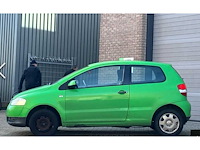 Volkswagen fox - 1.2 trendline, 24-xb-jd - afbeelding 4 van  8