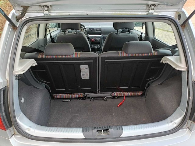 Volkswagen fox 1.2 trendline, 59-sp-xj - afbeelding 10 van  12