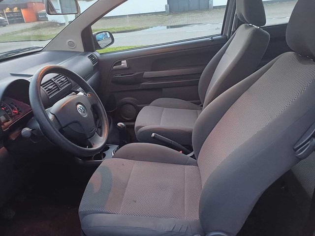 Volkswagen fox 1.2 trendline, 69-gdj-4 - afbeelding 11 van  13