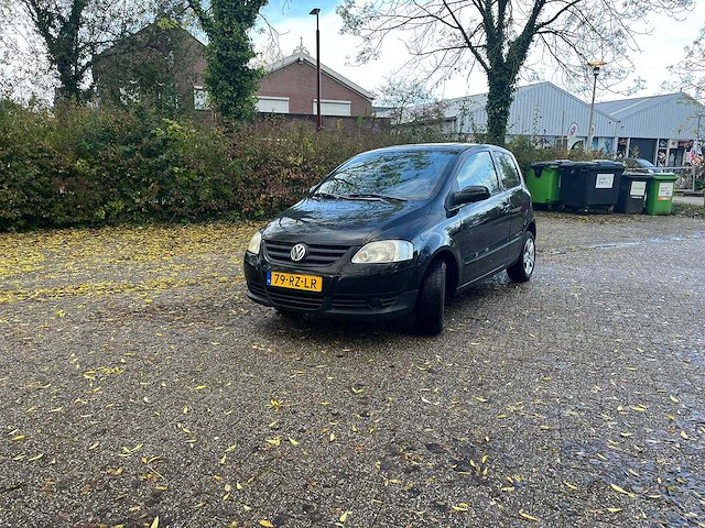 Volkswagen fox 1.2 trendline, 79-rz-lr - afbeelding 1 van  17