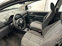 Volkswagen fox 1.4 trendline 2005 | 65-rr-jp - afbeelding 3 van  14