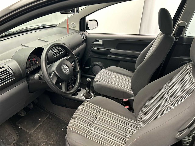 Volkswagen fox 1.4 trendline 2005 - afbeelding 5 van  16