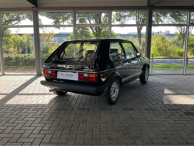Volkswagen golf 1 gti 1.8 – iconische klassieker uit 1983 | 112 pk | 5-bak | een gti voor de liefhebber en verzamelaar - afbeelding 42 van  44