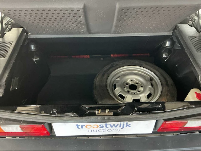 Volkswagen golf 1 gti 1.8 – iconische klassieker uit 1983 | 112 pk | 5-bak | een gti voor de liefhebber en verzamelaar - afbeelding 16 van  44