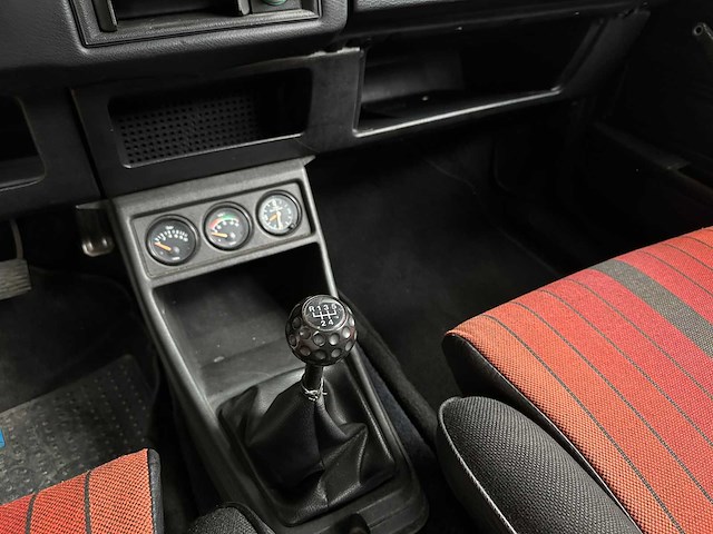 Volkswagen golf 1 gti 1.8i 112pk 1983 65.000 km! - afbeelding 26 van  40
