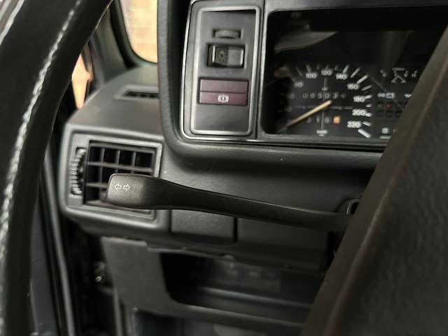 Volkswagen golf 1 gti 1.8i 112pk 1983 65.000 km! - afbeelding 16 van  40