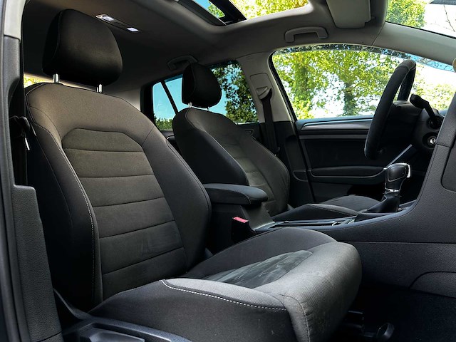 Volkswagen golf 1.0 tsi comfortline business 109pk 2018 (origineel-nl) automaat, rx-771-l - afbeelding 38 van  68