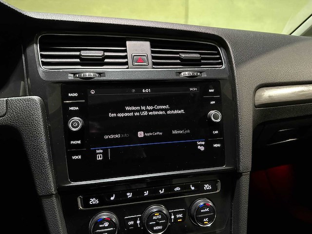 Volkswagen golf 1.0 tsi comfortline business 110pk 2018 (origineel-nl), rx-771-l - afbeelding 12 van  25