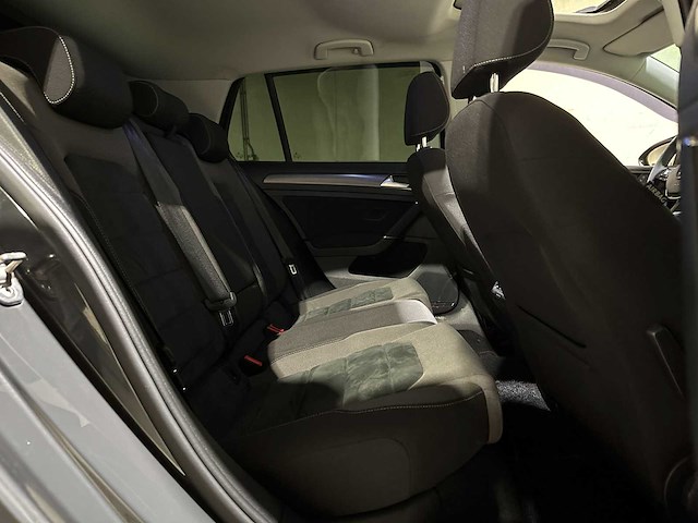 Volkswagen golf 1.0 tsi comfortline business 110pk 2018 (origineel-nl), rx-771-l - afbeelding 18 van  25